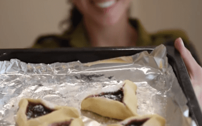 Bake “Hamentashen” With the IDF – A Traditional Purim Holiday Treat